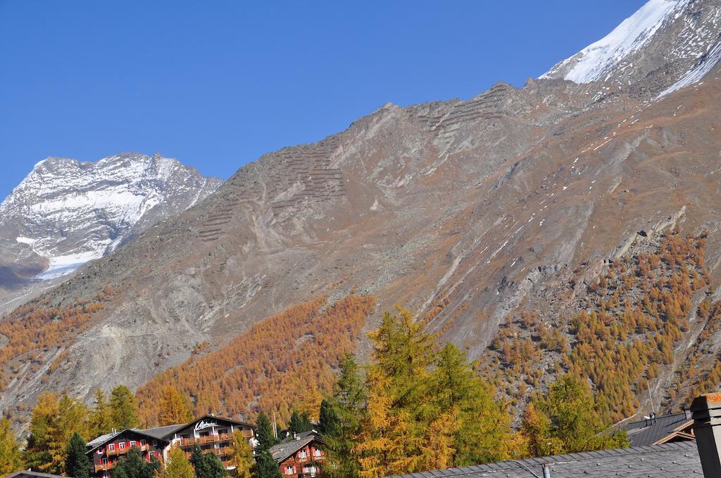 Apartmenthaus Holiday Saas Fee Exterior foto