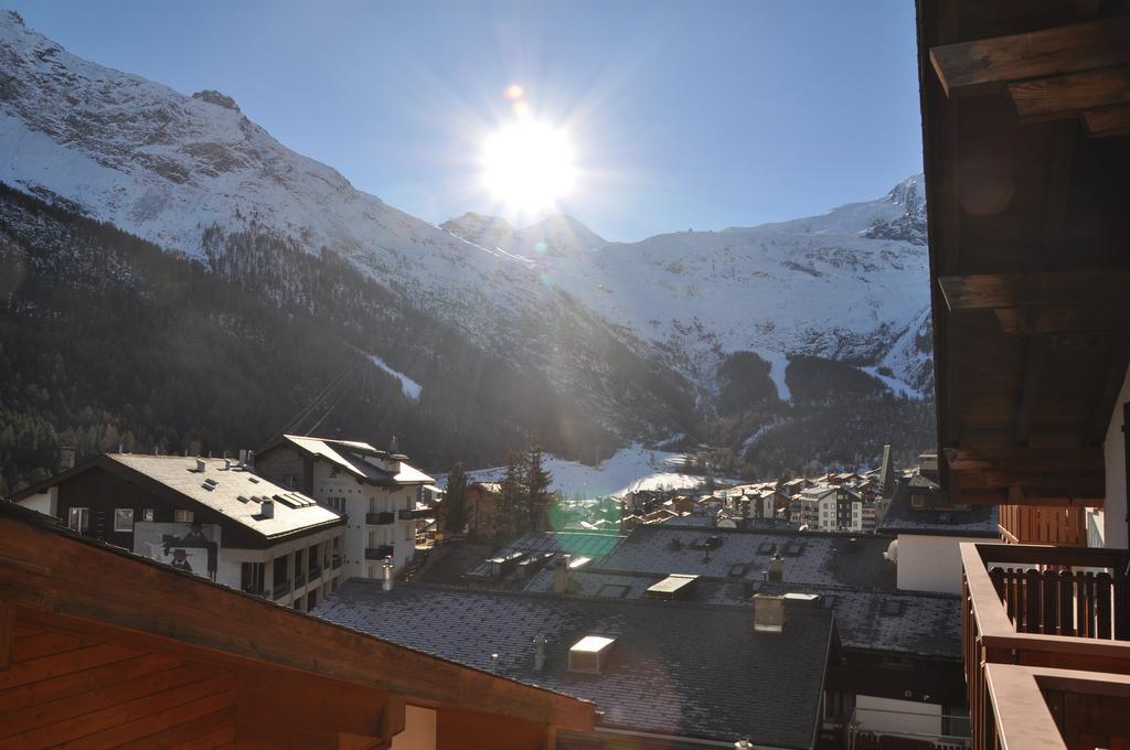 Apartmenthaus Holiday Saas Fee Exterior foto