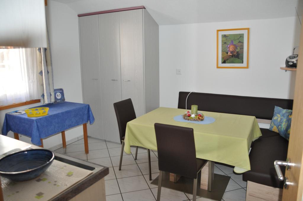 Apartmenthaus Holiday Saas Fee Exterior foto