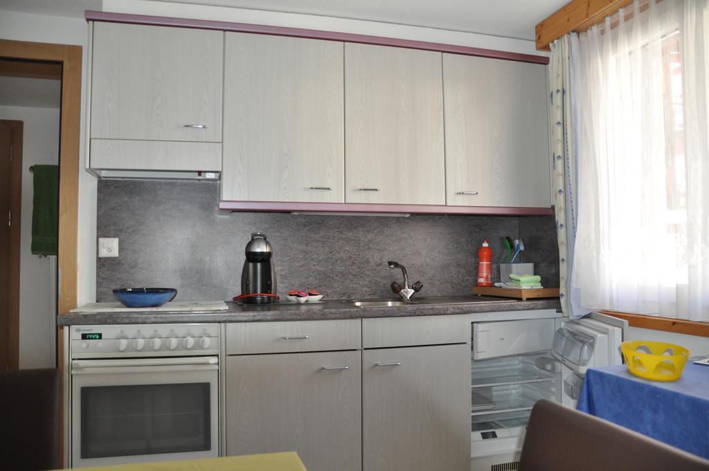 Apartmenthaus Holiday Saas Fee Exterior foto